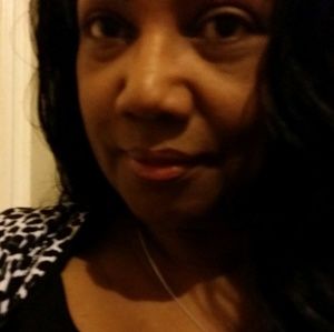 Meet your Posher, Della